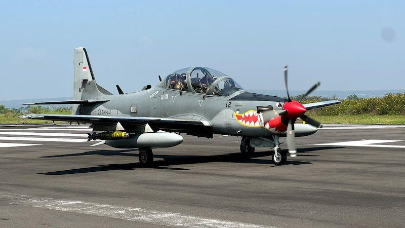 Two Super Tucano Turboprops from Indonesia Collide, Resulting in Four Fatalities.