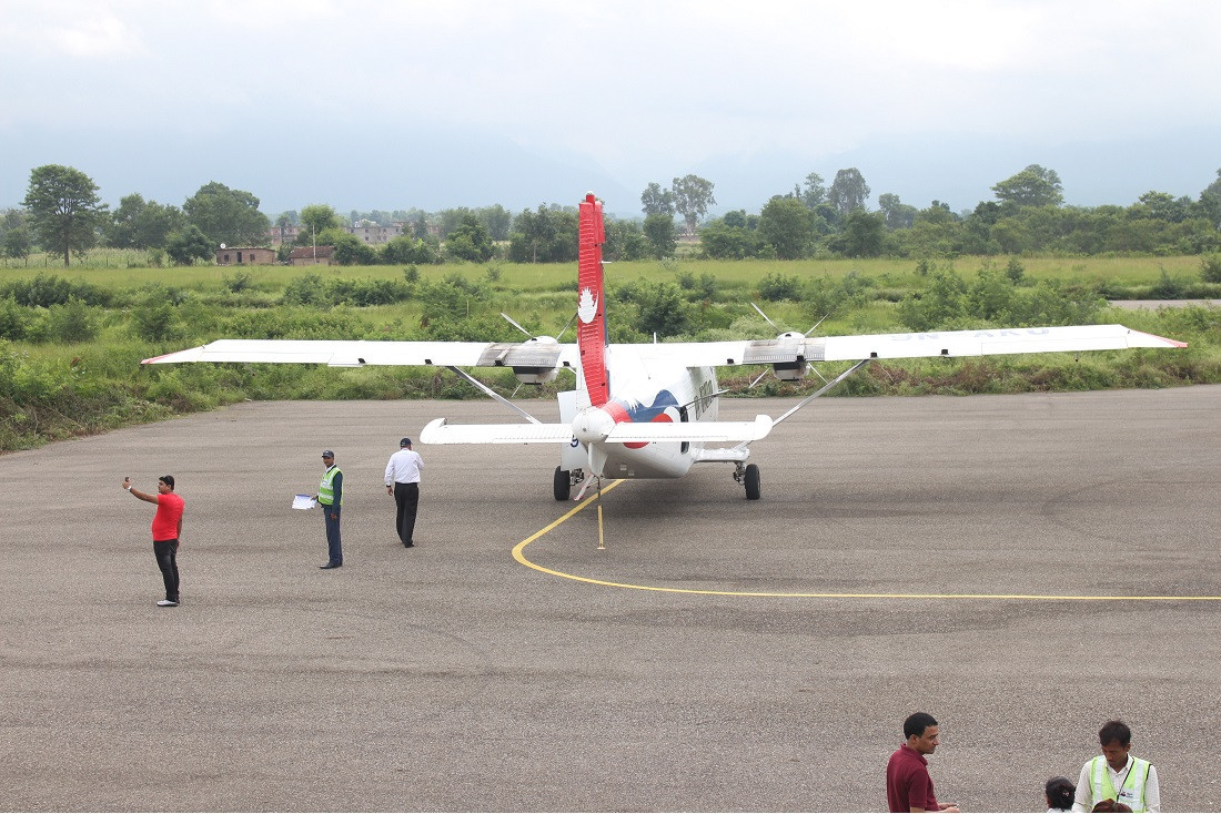 Dang MP Discusses Tarigaon Airport Expansion with Minister Sharma