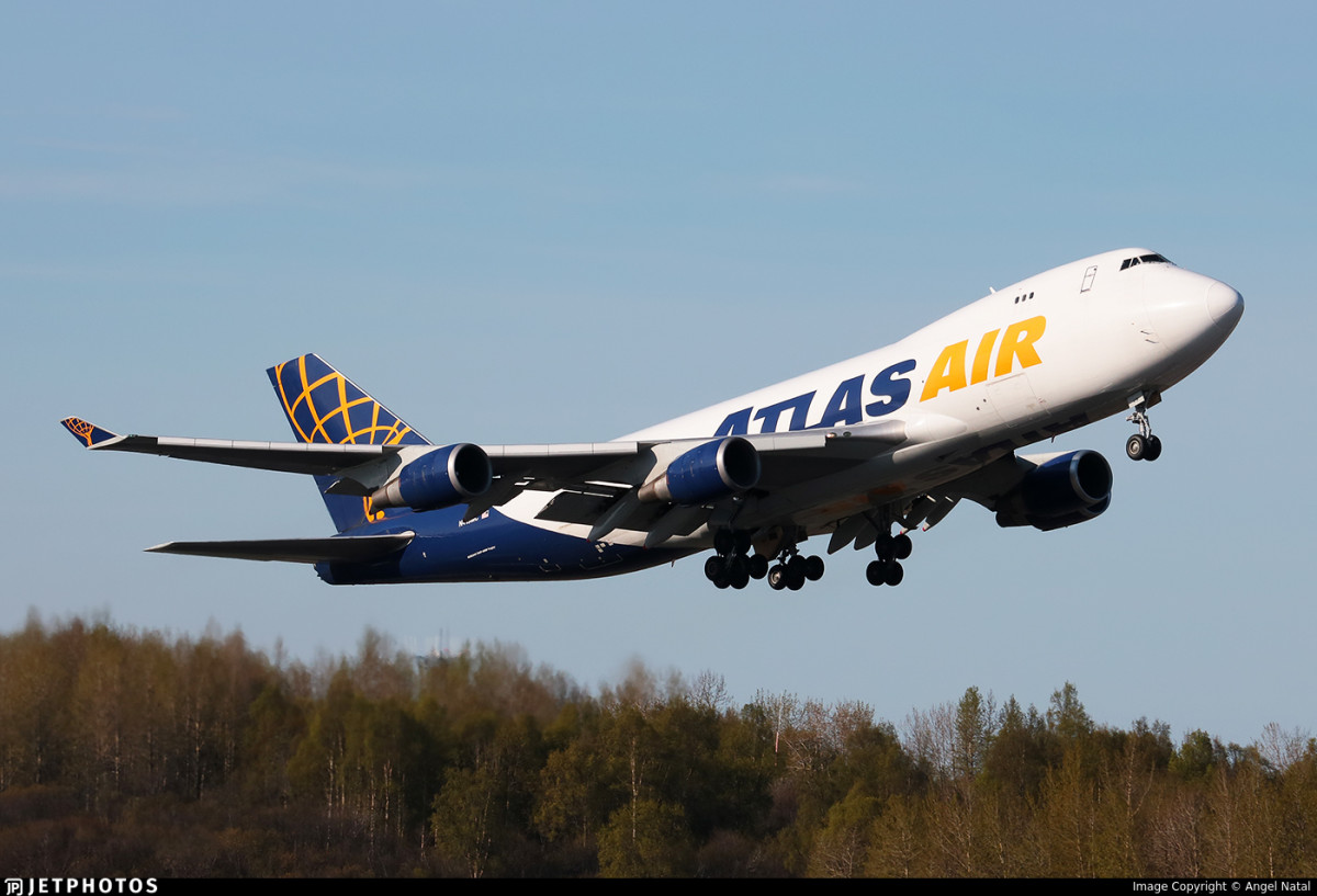 Atlas Air Boeing 747-8 Freighter Makes Safe Return to Miami After Engine Fire Alert