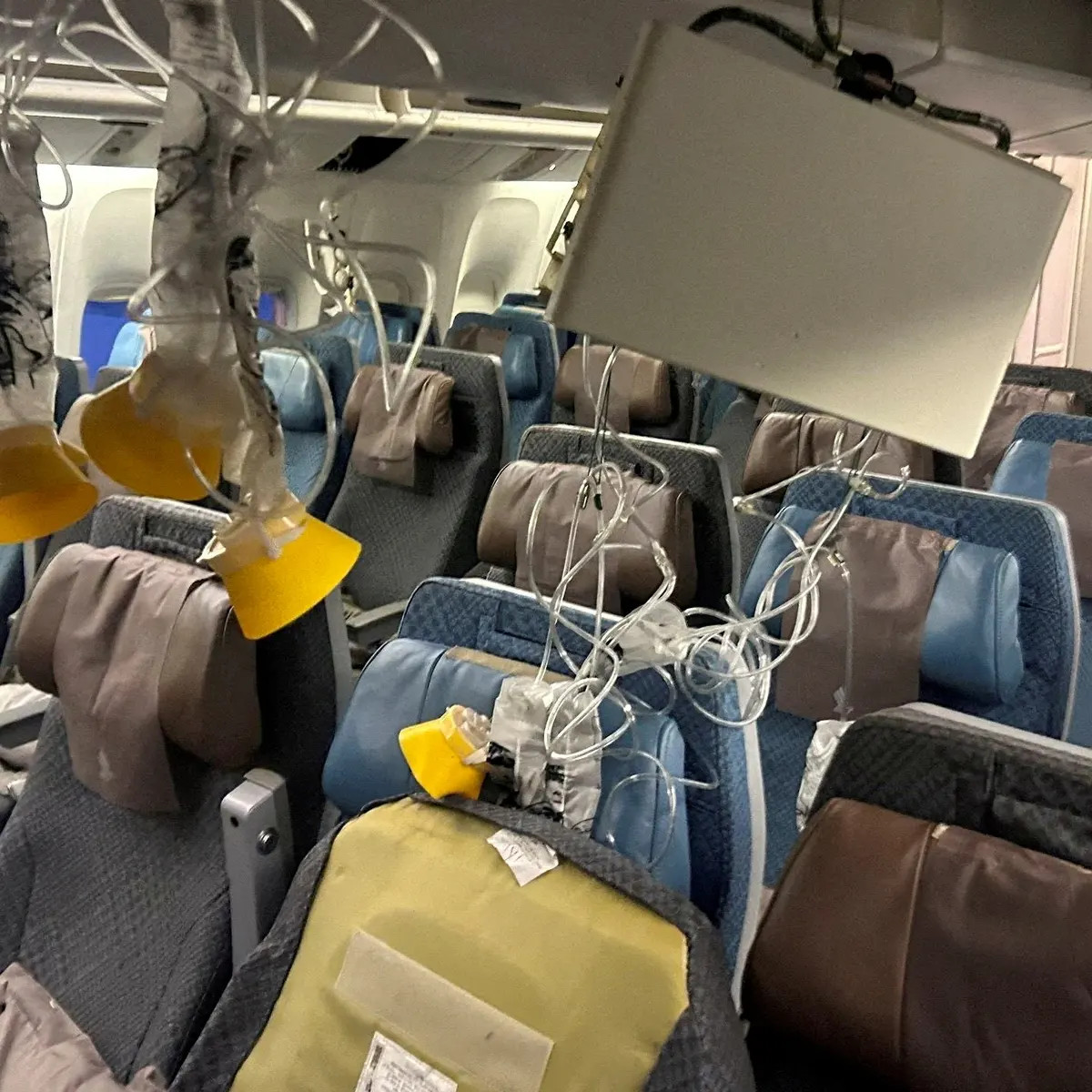 Singapore Airlines Offers Compensation for Injuries in Turbulent Flight Incident